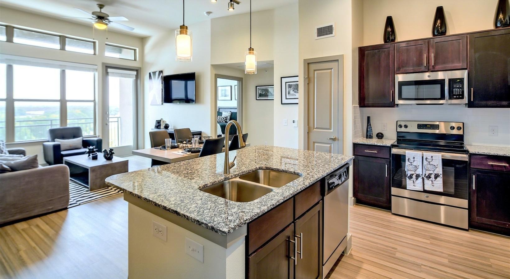 Flats at Frankford Station  Image 6