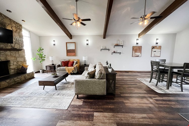 Crown Ridge Apartments Image 10