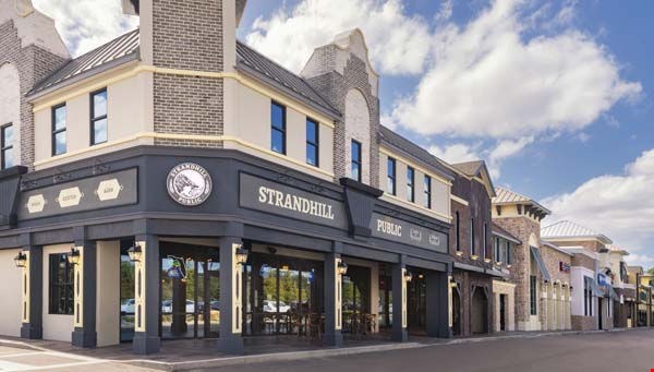 Camden Royal Palms Image 24