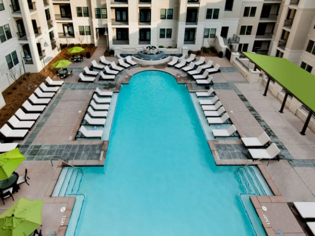 Elle of Buckhead Image 1