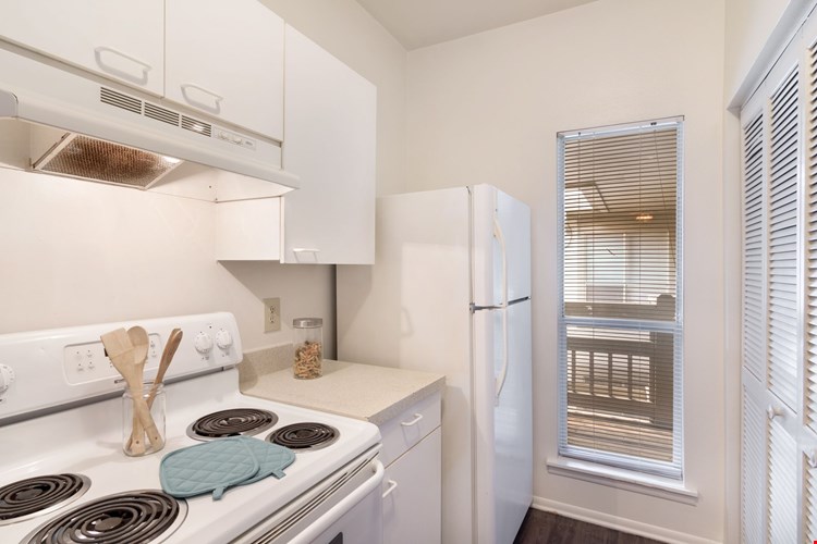 Arium Grove Walk Image 5