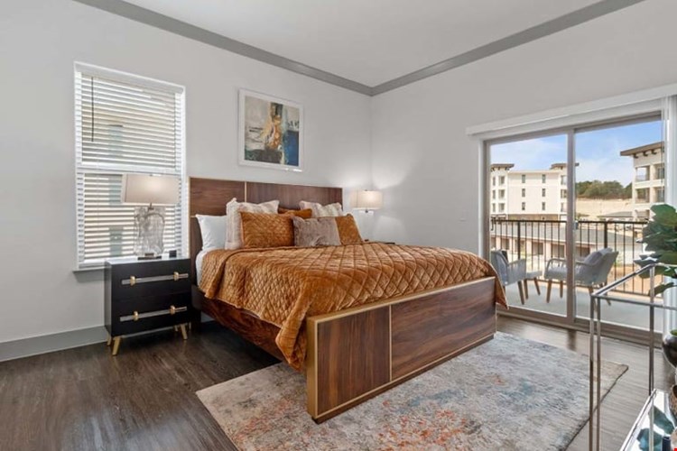 Reveal Skyline Image 39