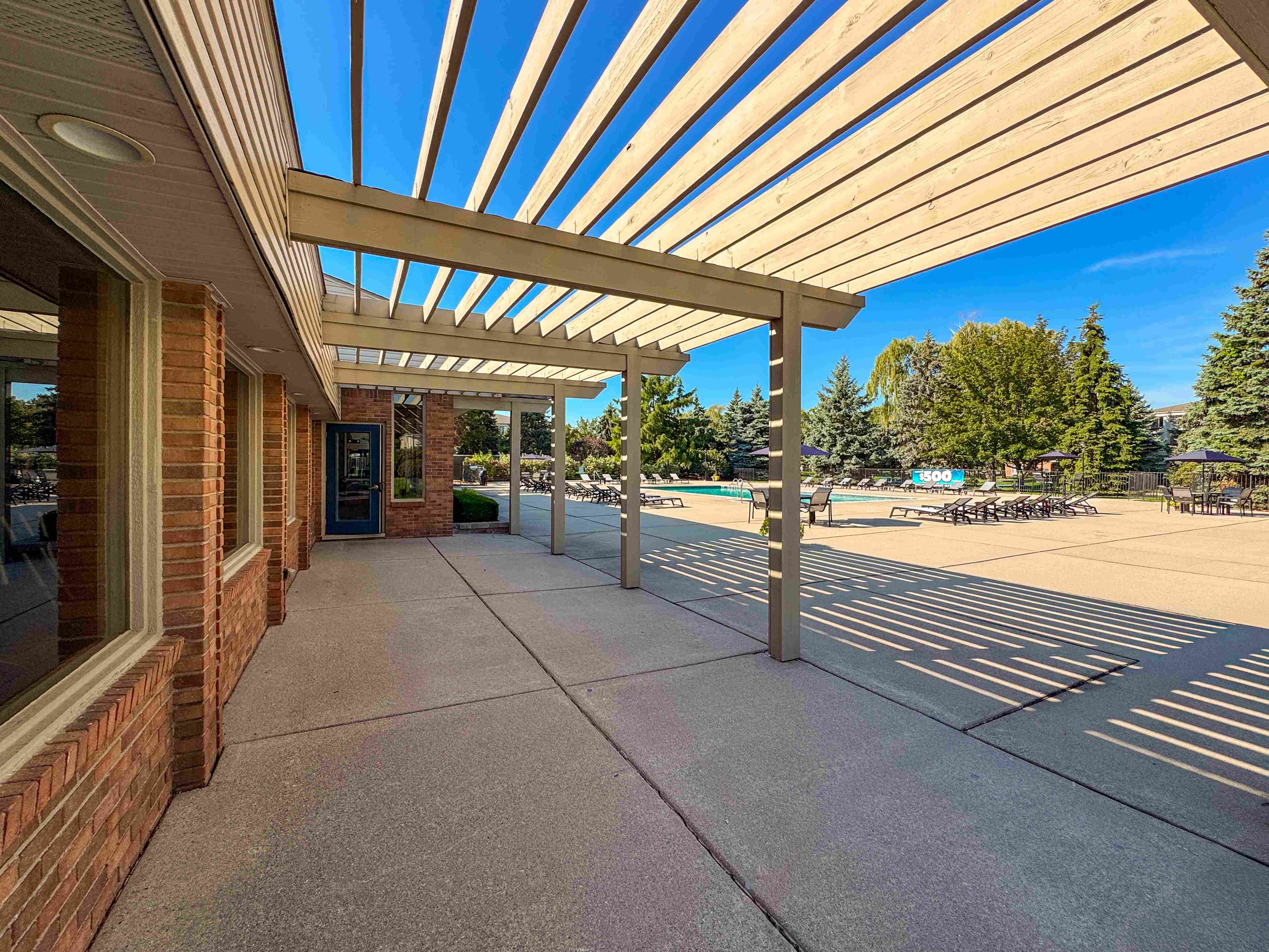 The Reserve at Prentiss Pointe Apartments in Harrison Township