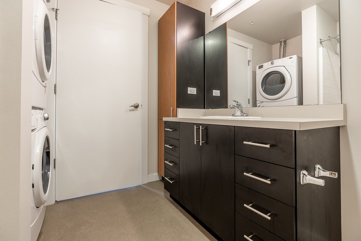 Collage Fremont Image 13