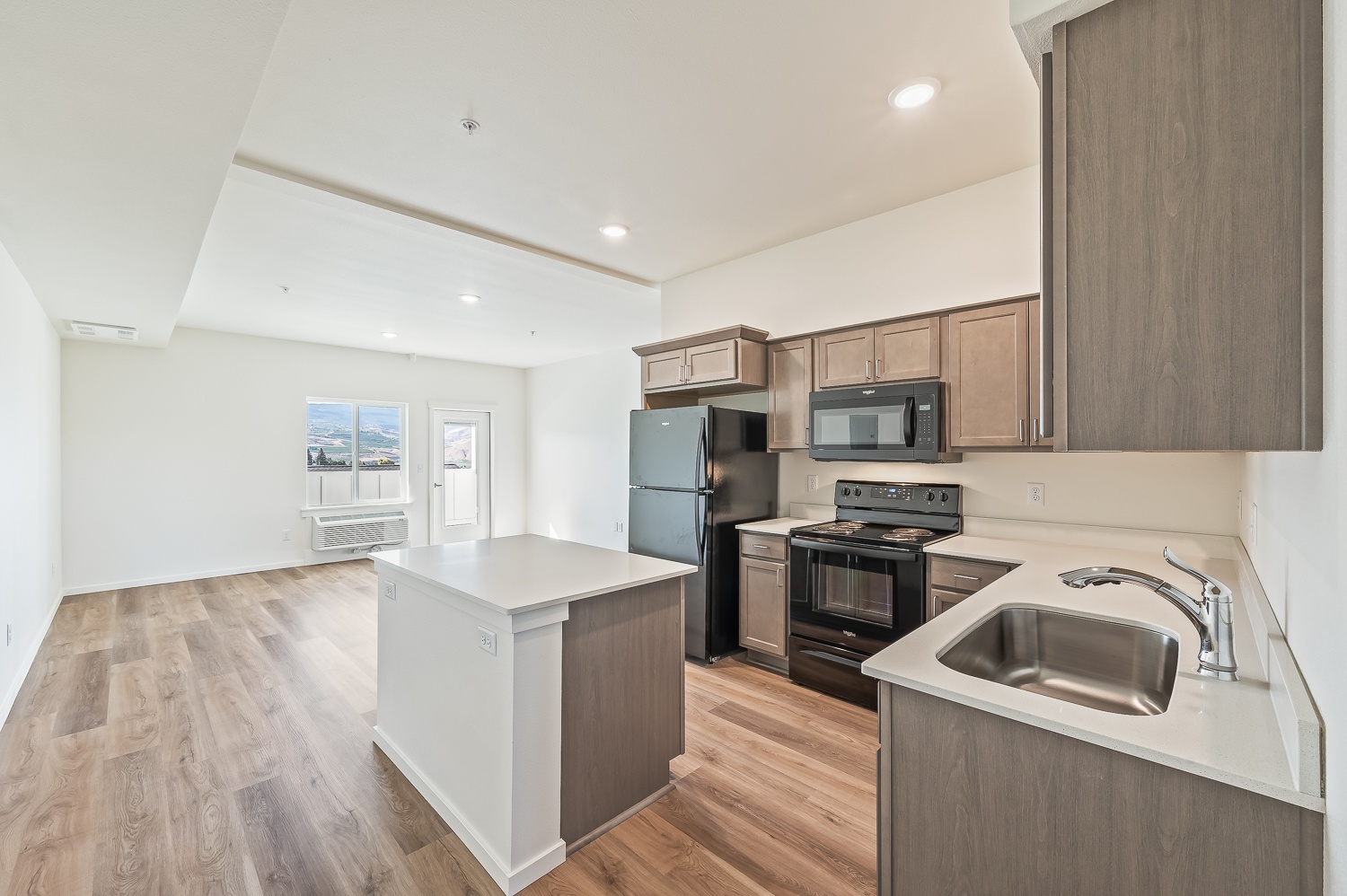 Gateway Apartments Image 3