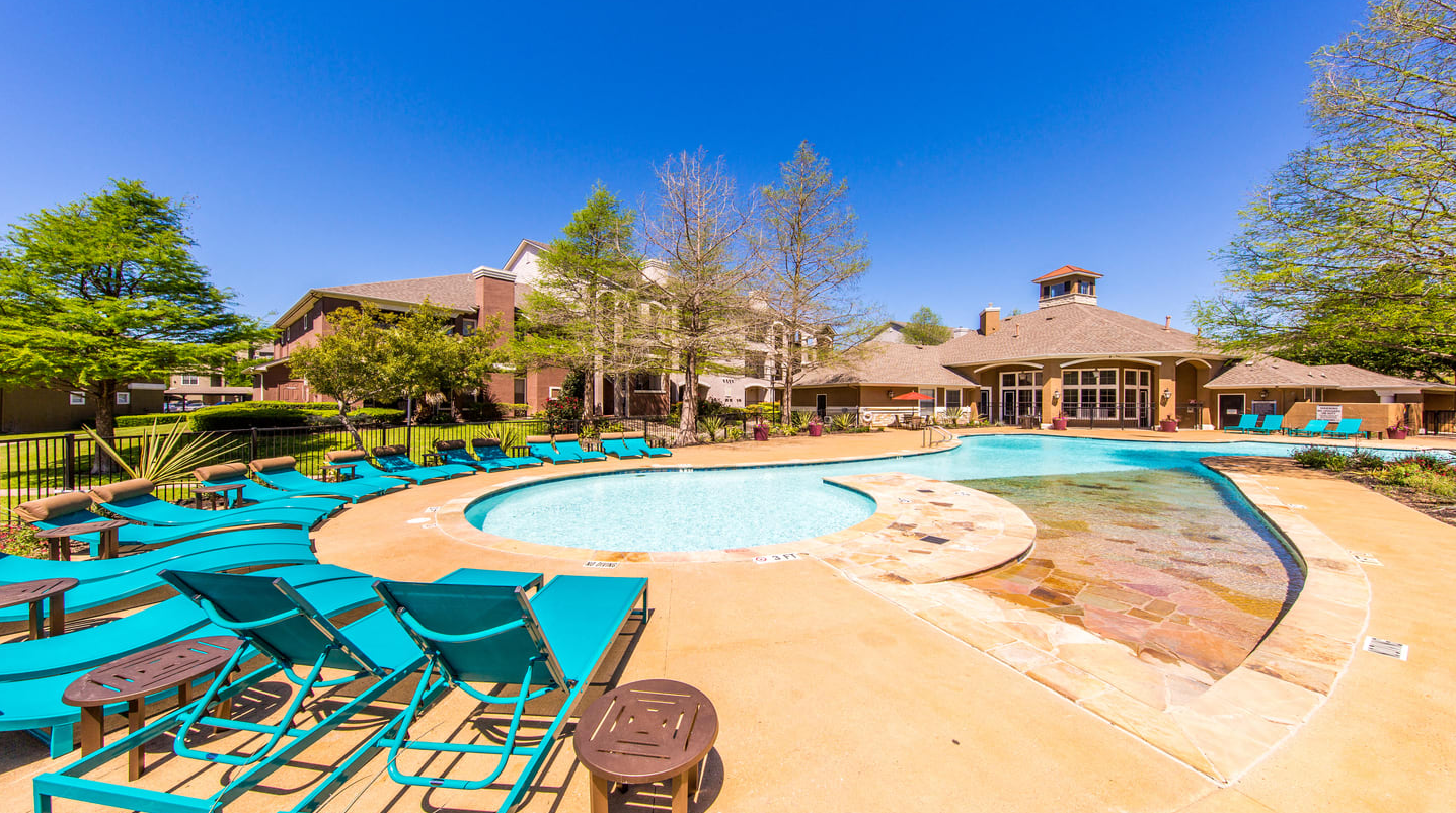 The Nine on Shoreline Image 1