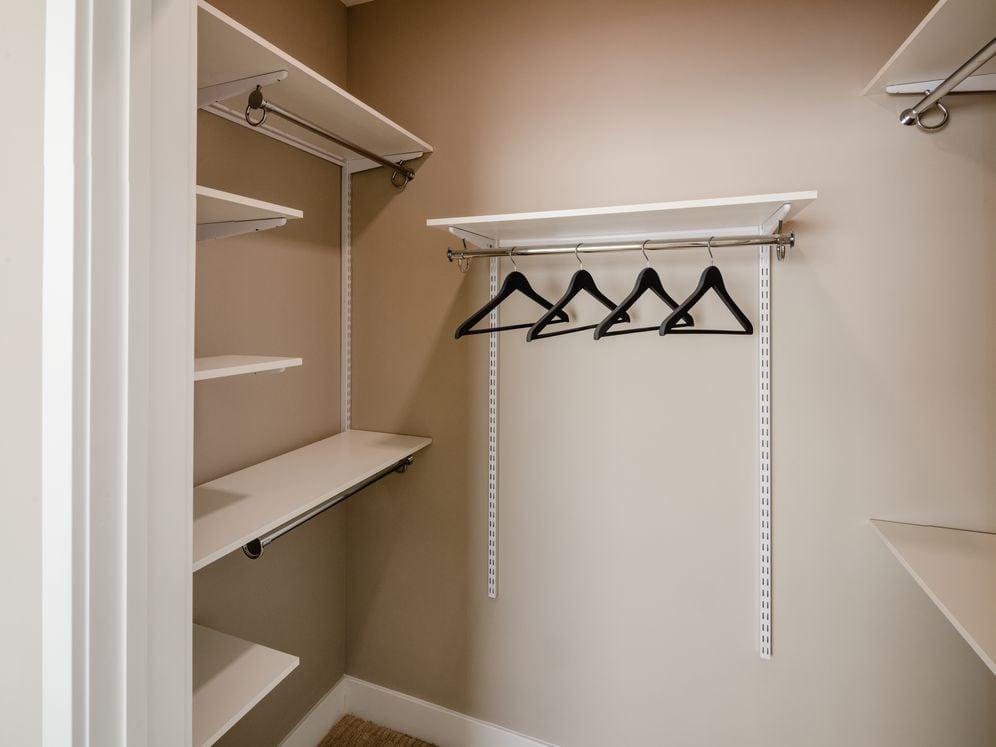 Signature Collection Closet Organization Systems