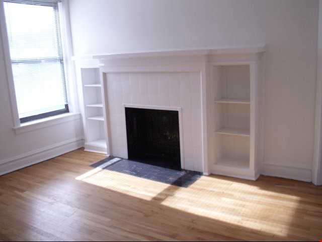 5416 S Woodlawn Avenue Image 5