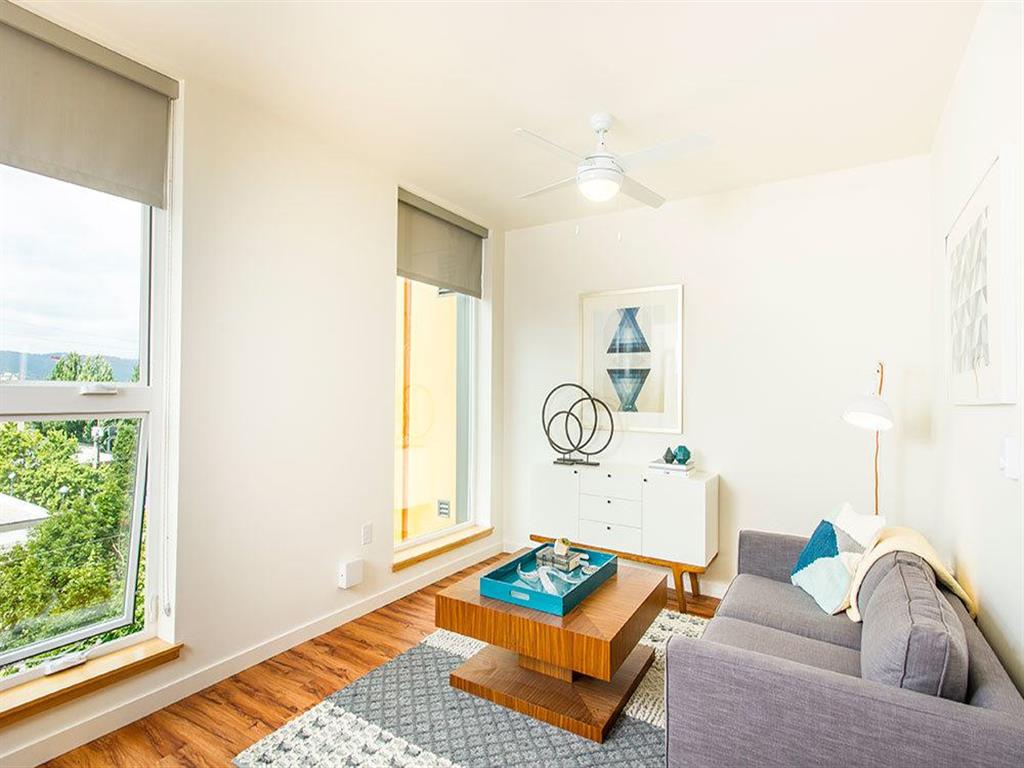 Lower Burnside Lofts Image 4