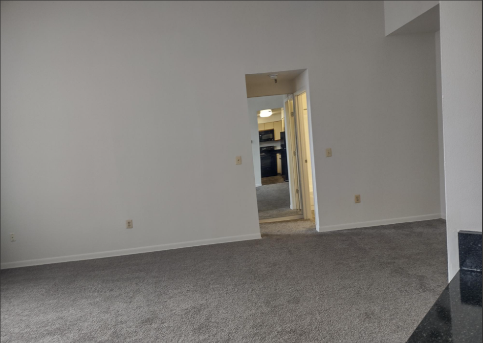 Marlboro Classic Apt & Redwood Square Image 129