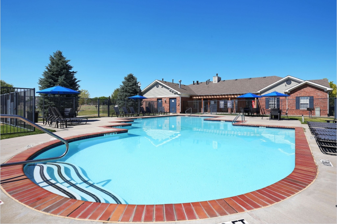 Sterling Park Apartments Image 11