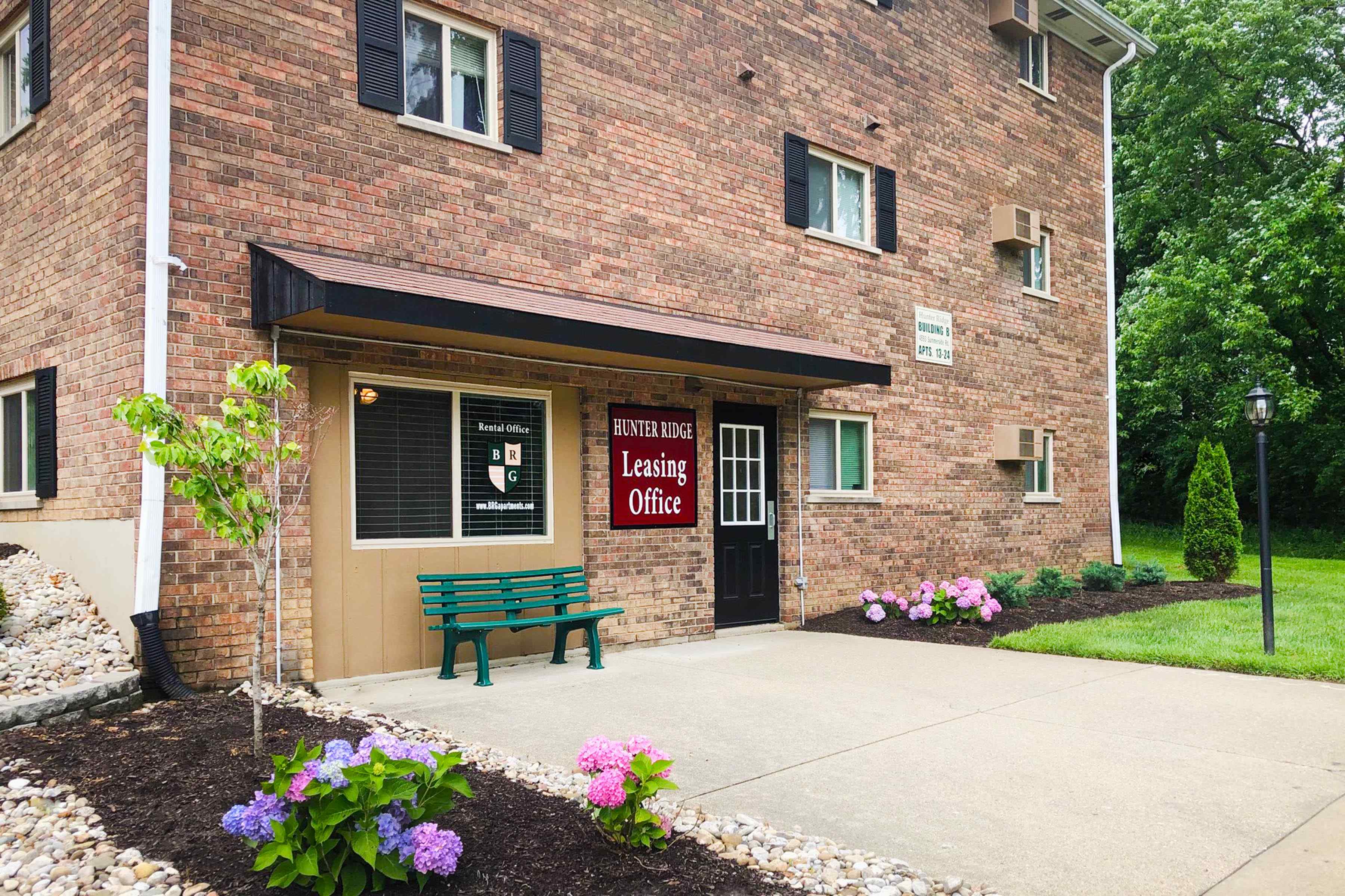 OLD Hunter Ridge Apartments Image 11