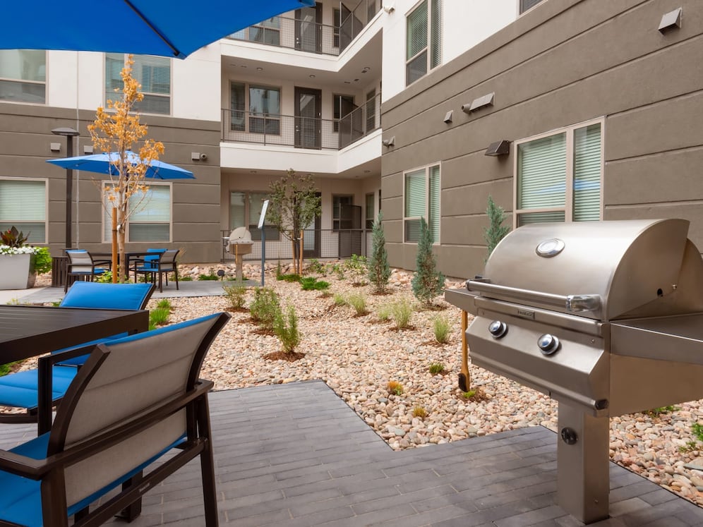 Courtyard with BBQ grills