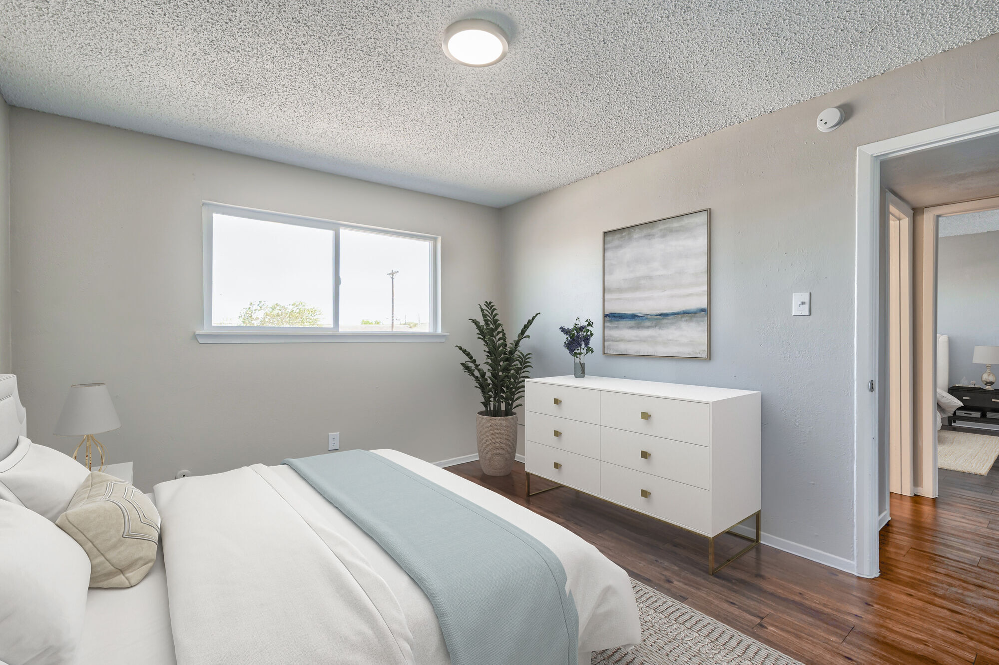 South Shore Coastal Living Image 26