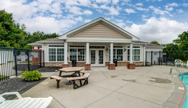 Silverwoods Landing Image 2