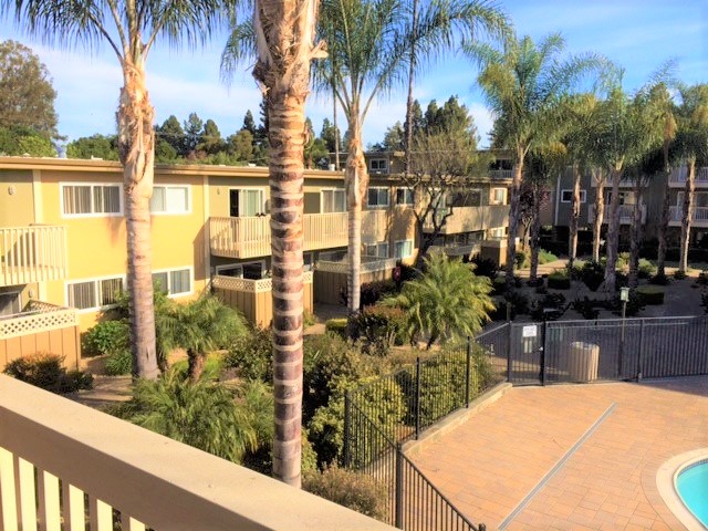 Park Plaza Apartments Image 2