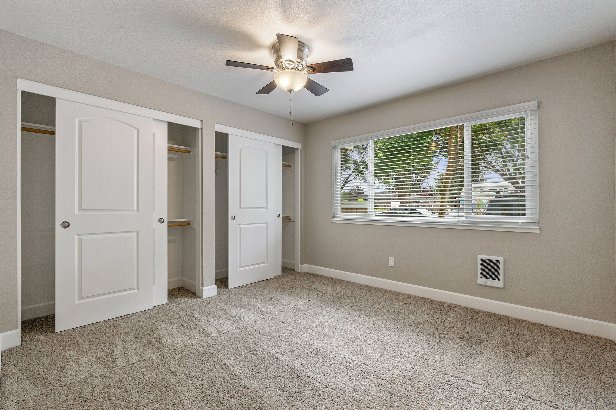 Pentagon Apartments Image 14