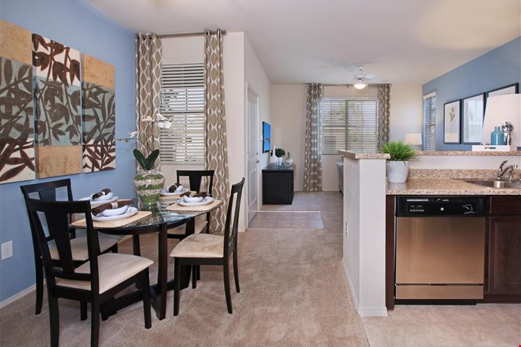 Everett Apartment Homes Image 10