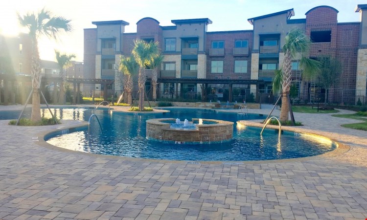 Raleigh House Image 1