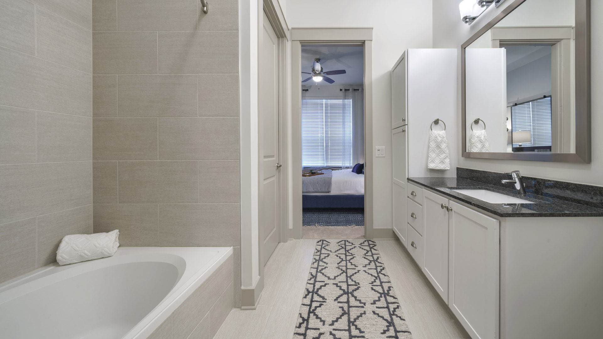 Gateway Chastain Image 90