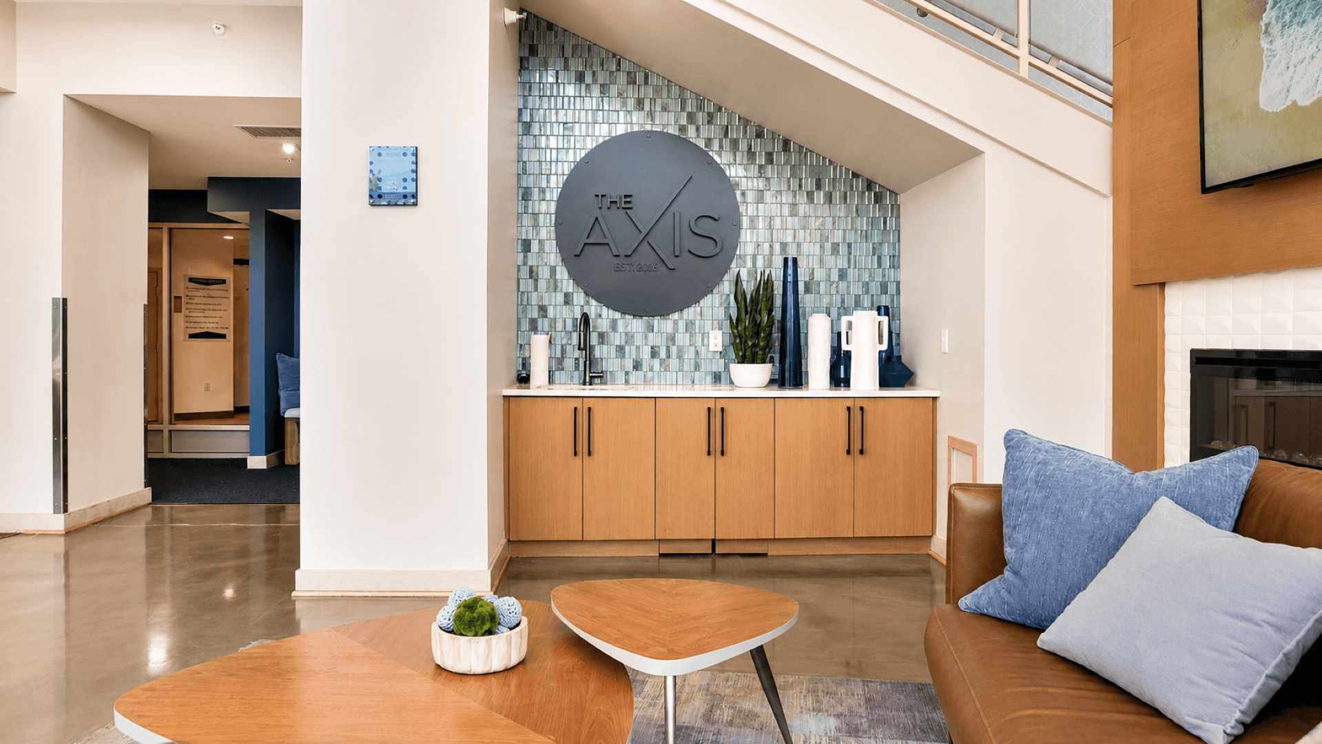 The Axis Image 22