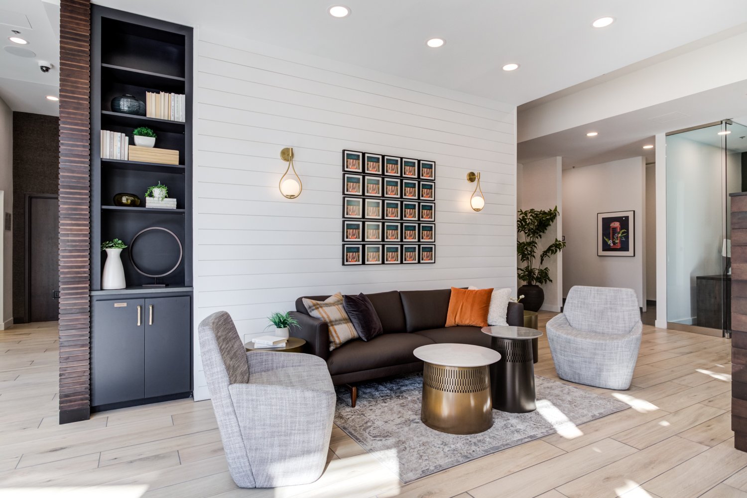 Cozy Lounge with Brand New Finishes