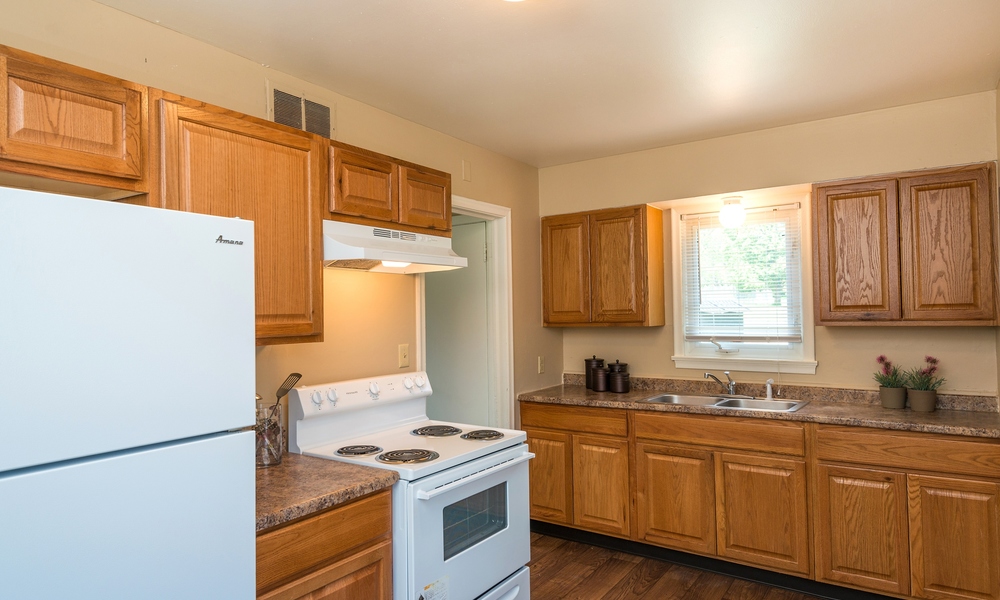Brentwood Park Townhomes and Apartments Image 14