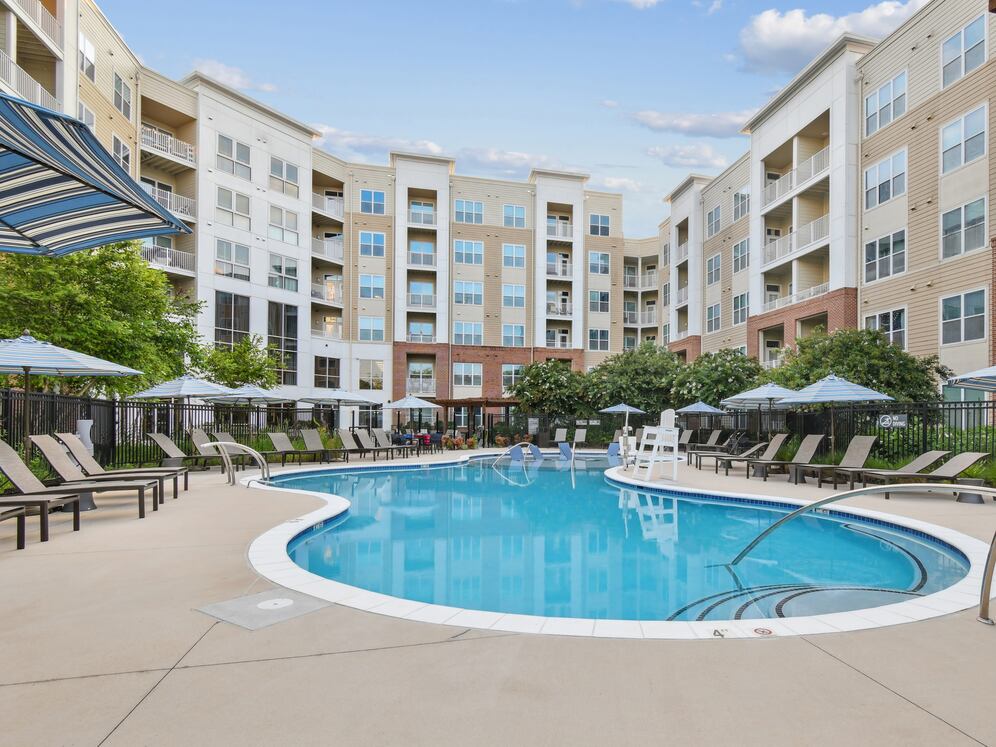 Hunt Valley - Pool and sundeck with lounge seating