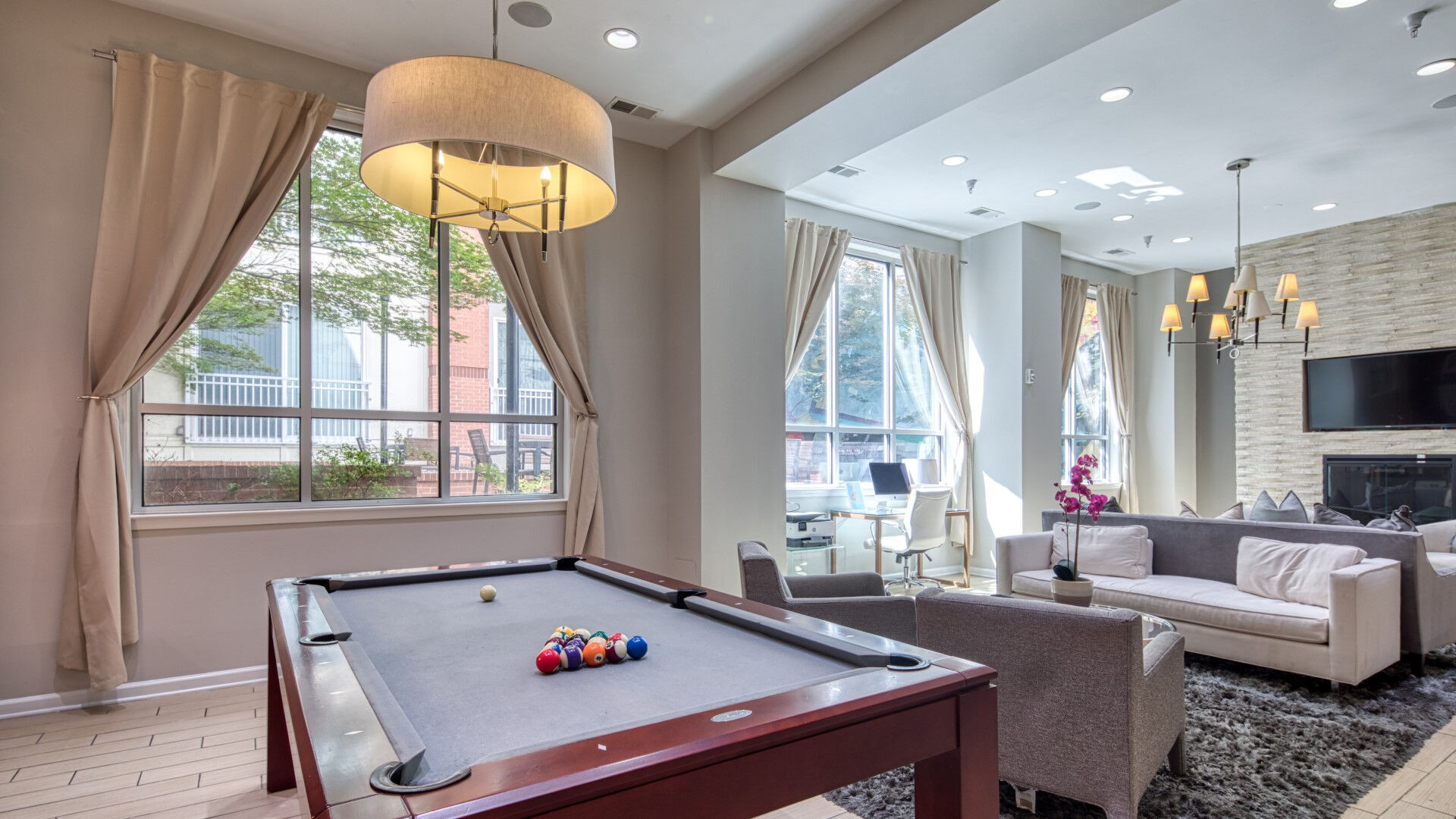 Metro On Granby Apartments Image 9