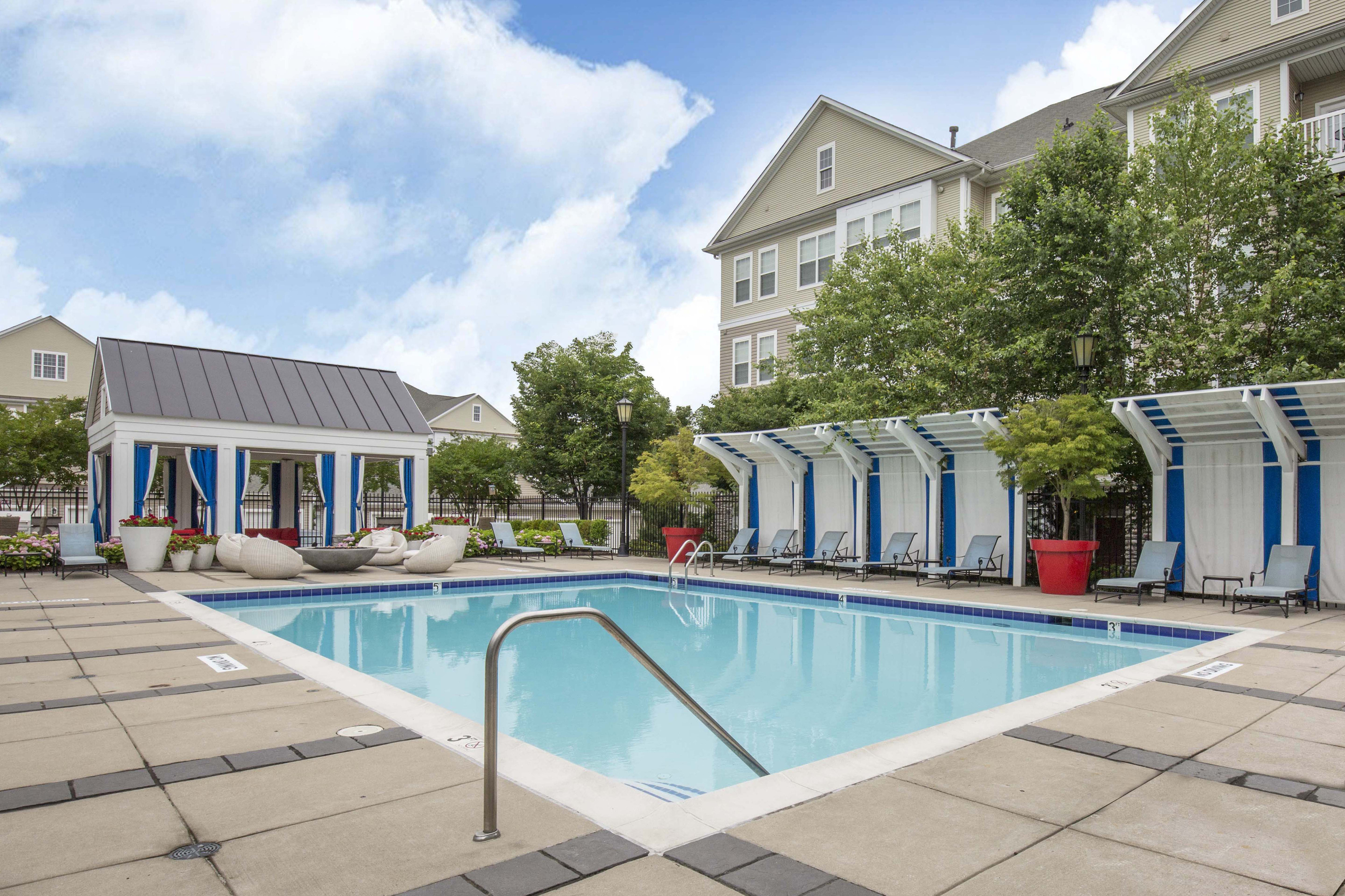 Belmont Station Apartments Image 1