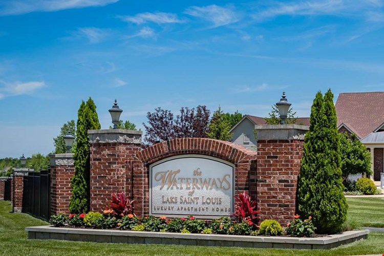 Waterways of Lake St Louis Image 2