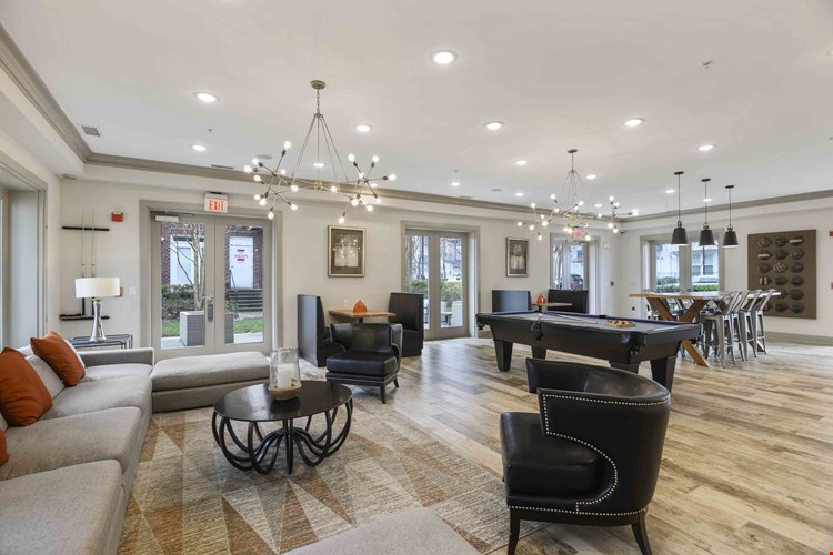 Camden Monument Place Image 26