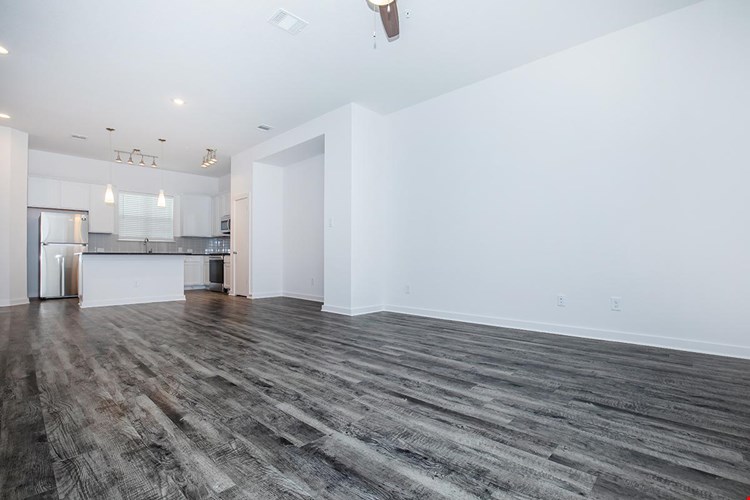 Trailside Oaks Image 23