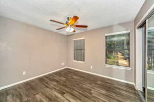 Hulen Park Place Image 13