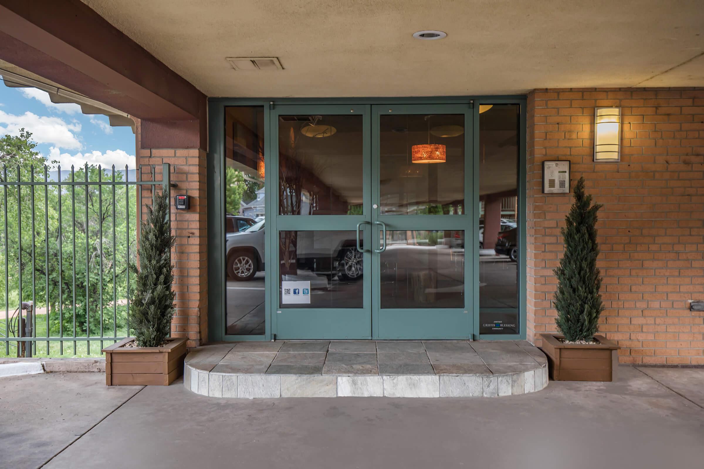 Boulder Crescent Image 4