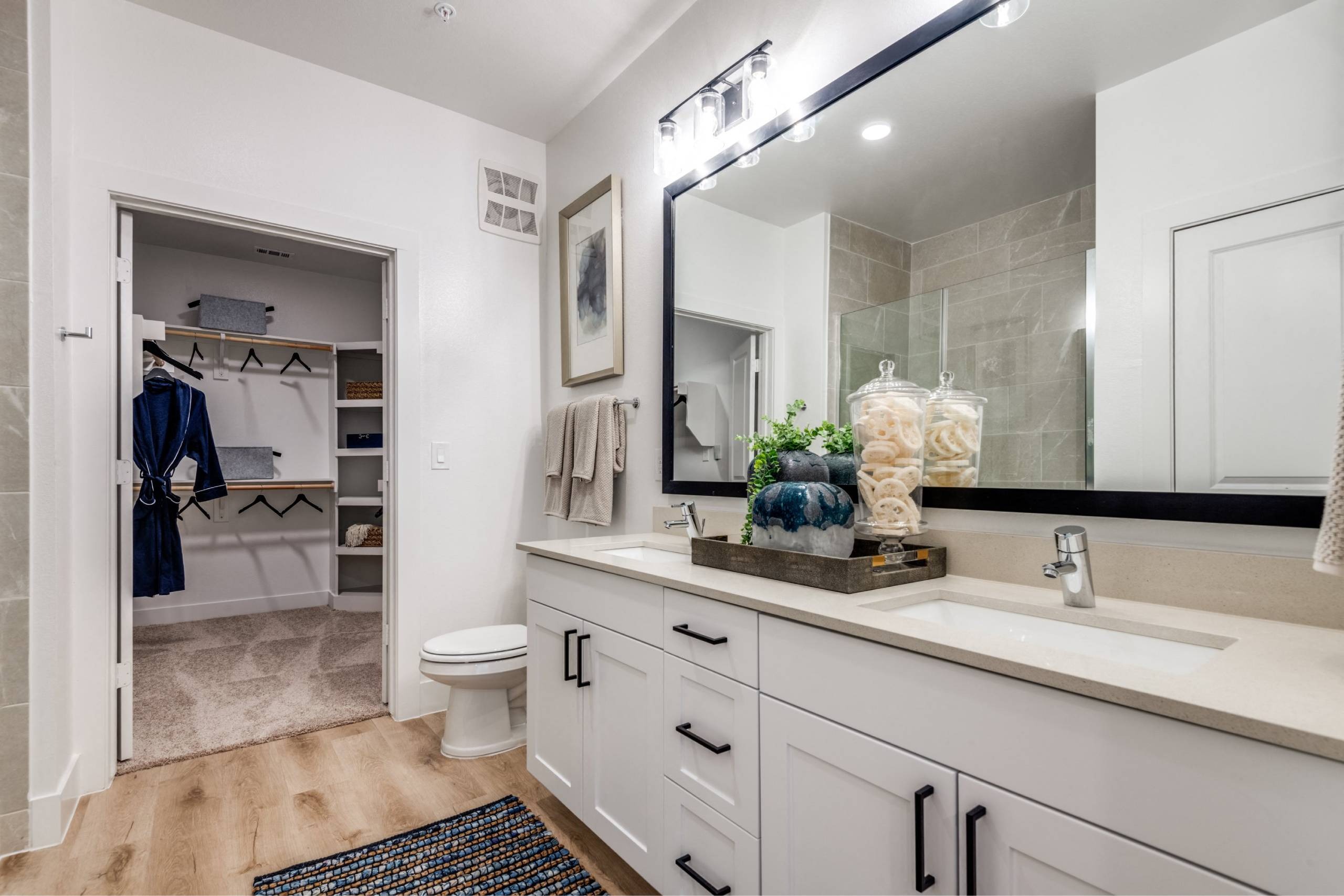 Vero McKinney Image 13