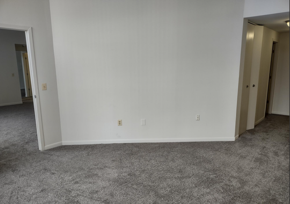 Marlboro Classic Apt & Redwood Square Image 161