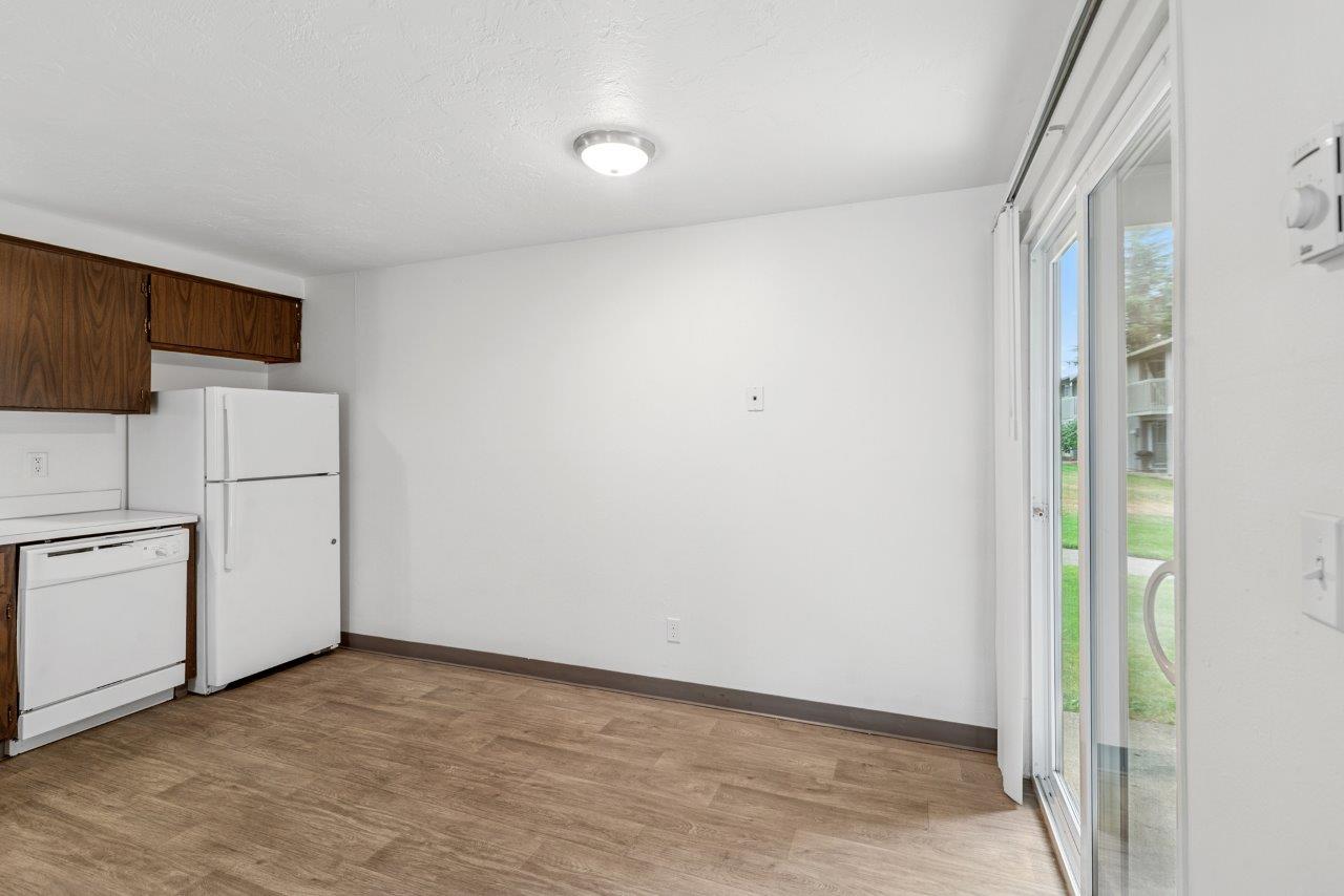 Sequoia Apartments Image 13