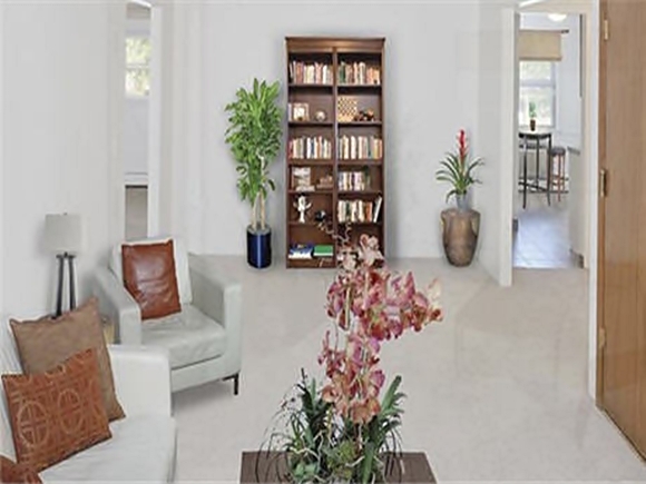 The Four Seasons Image 6