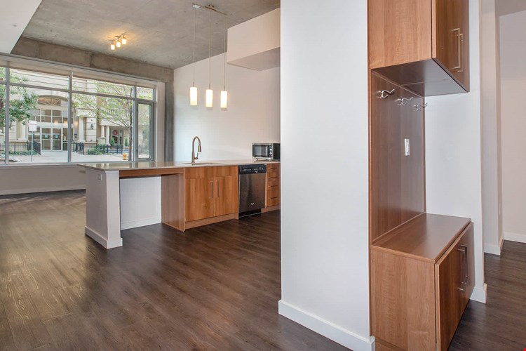 Radius Uptown Image 5