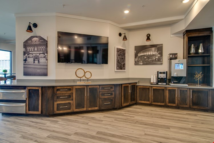 Eleven North Image 10