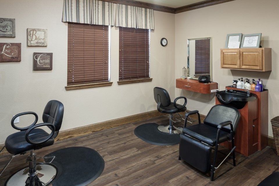 McDermott 55 Image 10