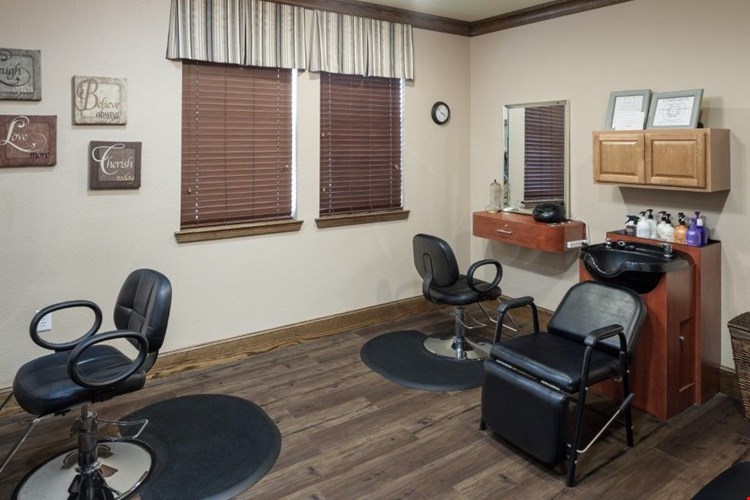 McDermott 55 Image 10