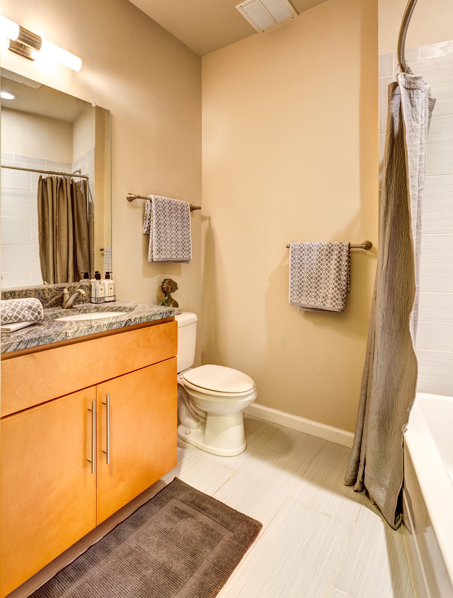 Metro On Granby Apartments Image 31