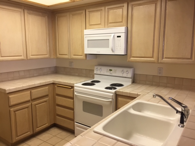 555 Barrington Image 4