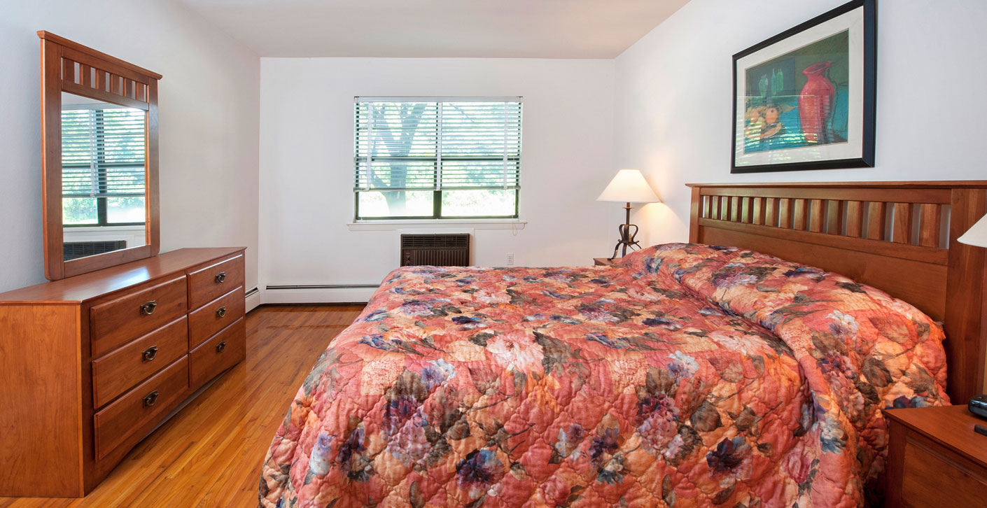 Cedar Arms Apartments Image 4