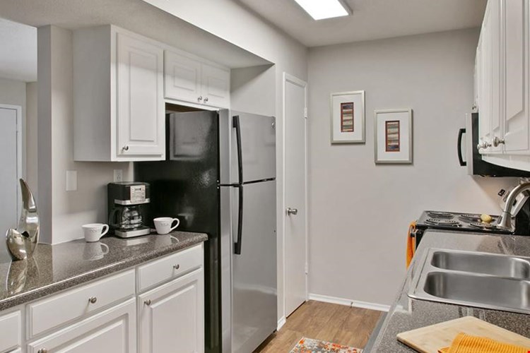 Crestview at Cordova  Image 6