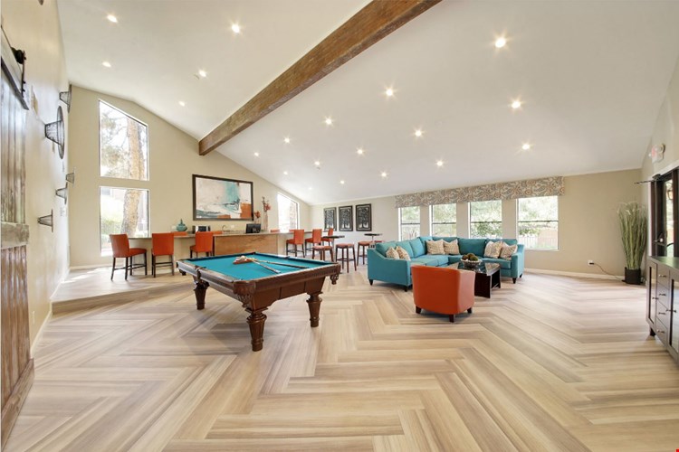 Renaissance Apartment Homes Image 2