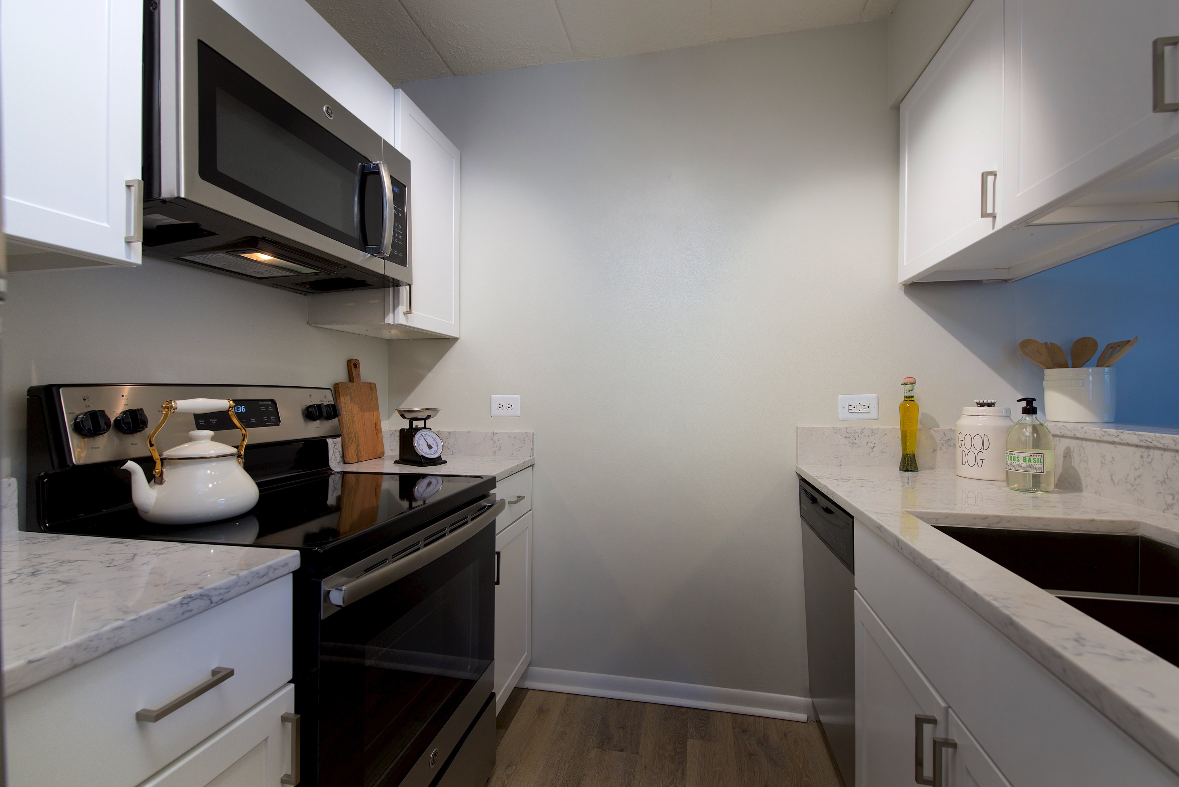 Residences at Lakeside Image 10