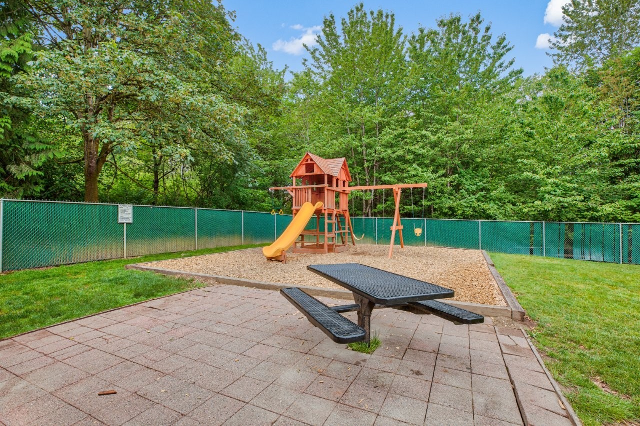 Vanessa View Townhomes Image 9